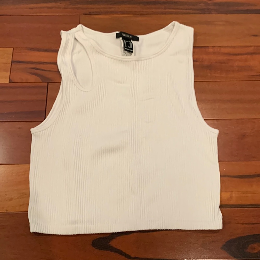Womens small/medium white crop top from Forever 21.